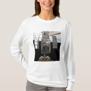 T-shirt La navette spatiale de télescope spatial de Hubbl