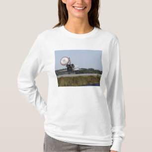 T-shirt La navette spatiale l'Atlantide déferle son