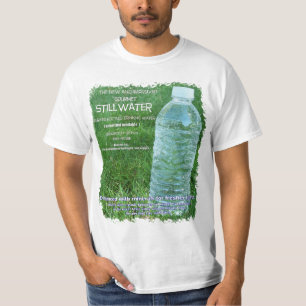 T-shirt la parodie de satire charrient l'étiquette de