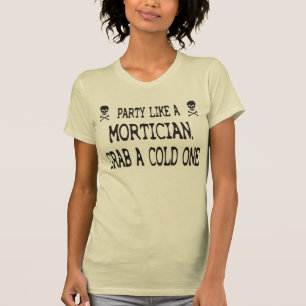 T-shirt La partie aiment un entrepreneur de pompes