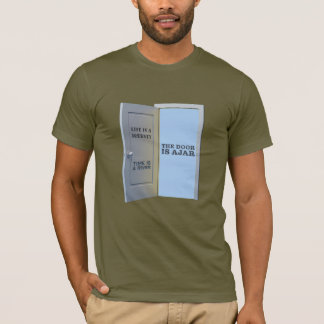 T-shirt La porte est entrouverte