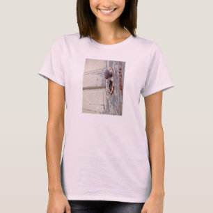 T-shirt La porte et la poignée de porte antiques dans les