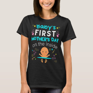 T-shirt La première fête de la mère du bébé sur le garçon