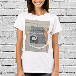 T-shirt La spirale dorée Je suis esthétiquement plaisante