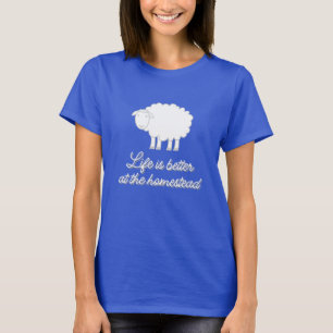 T-shirt La vie est meilleure au dessin de mouton mignon de