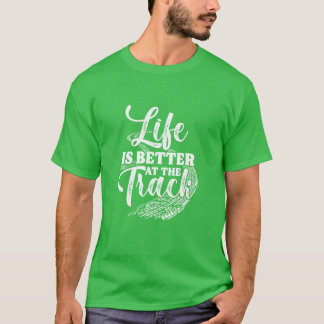 T-shirt La vie est meilleure avec Atherack Car Racing rétr