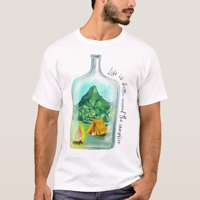 T-shirt La Vie Est Mieux Autour Du Feu De Campagne (Devant)