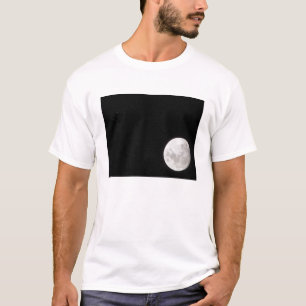 T-shirt La vue d'une pleine lune, montre également Mars