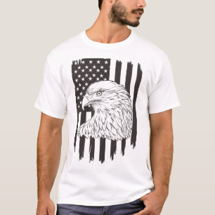 T-shirt L'Aigle S'Élevant Avec Le Drapeau Américain