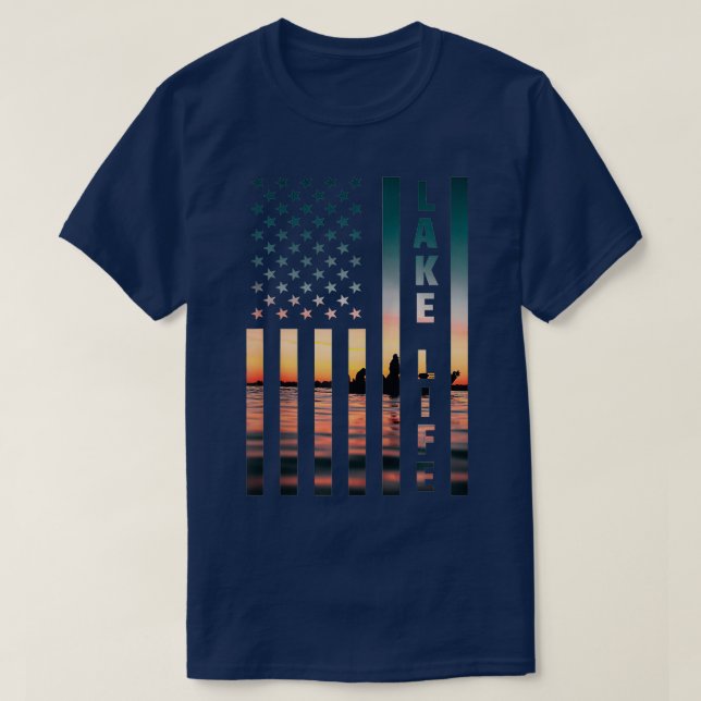 T-shirt Lake Life Fishman Sunset American Flag Bass Fish (Design devant)
