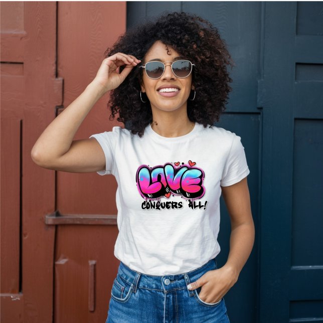 T-shirt L'amour du graffiti rétro conquiert tous (Créateur téléchargé)