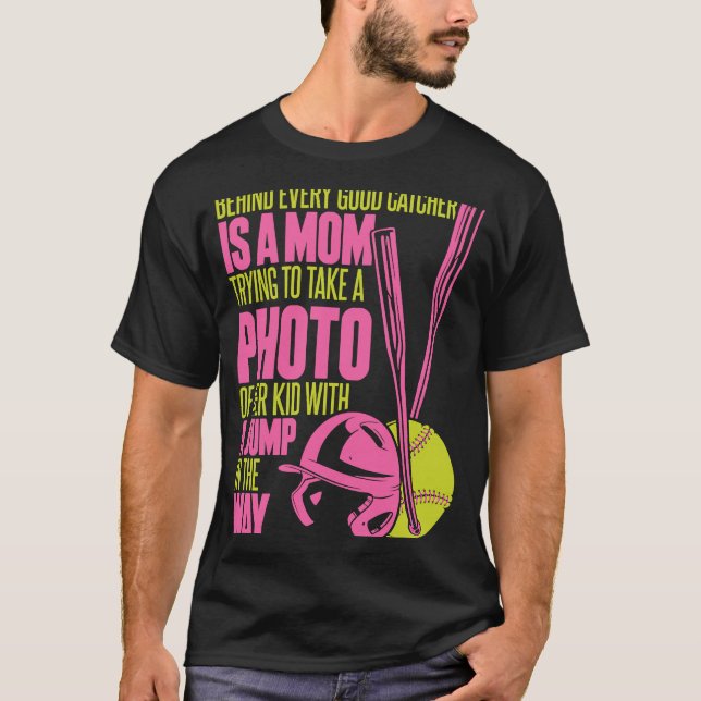 T-shirt Lanceuse Maman de Softball Batteuse  Receveuse Sof (Devant)