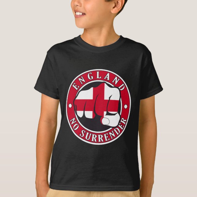 T-shirt L'Angleterre poing de "aucune reddition" (Devant)