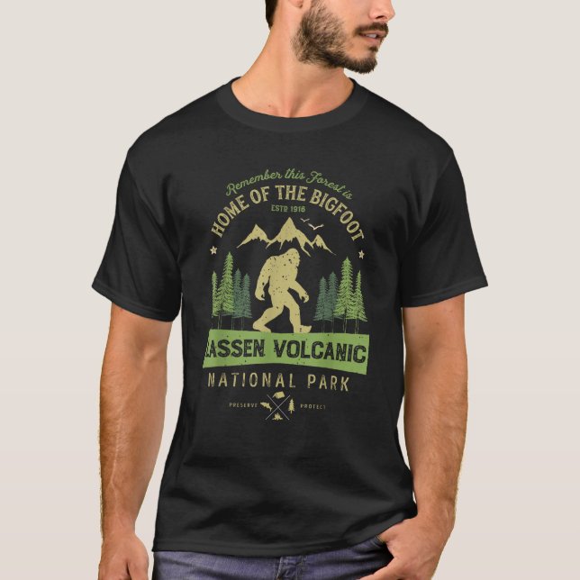 T-shirt Lassen Volcanic National Park California Bigfoot T (Devant)