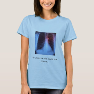 T-shirt le coeur de coffre-x-rayon, droite (r), est il