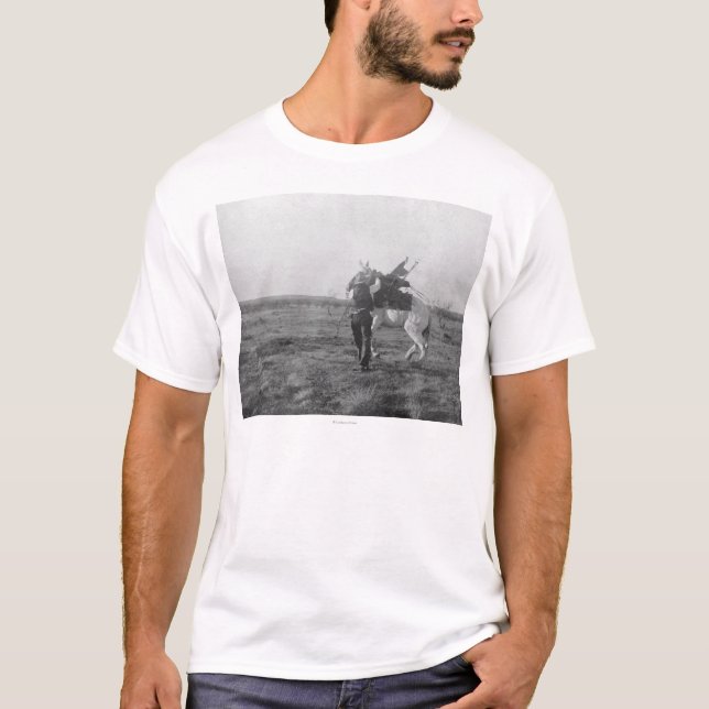 T-shirt Le cowboy "Saunders rouge" selle Bronco (Devant)