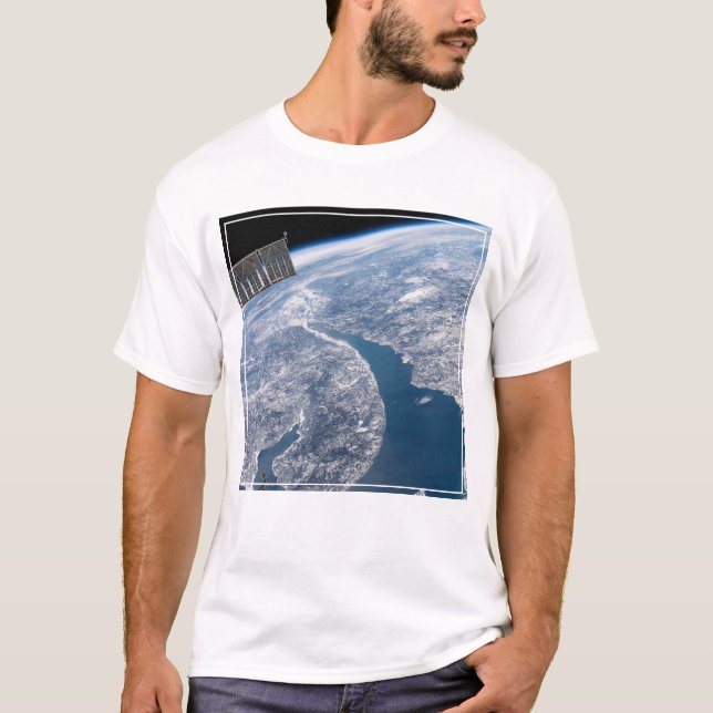 T-shirt Le Cratère Manicouagan Et Le Saint-Laurent (Devant)