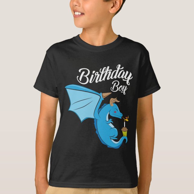 T-shirt Le feu de bougie de petit gâteau de cadeau de (Devant)