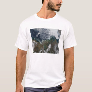 T-shirt Le fleuve Mackenzie vide dans la baie du Mackenzie