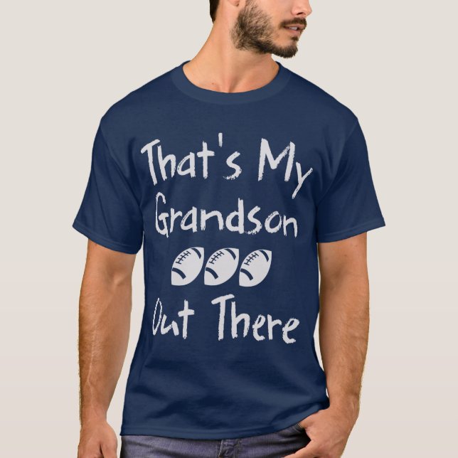 T-shirt Le football de grand-mère, mon petit-fils là-bas (Devant)