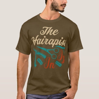 T-shirt Le Hairapiste Est Dans Un Barbier À Coiffure