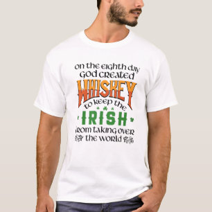 T-shirt Le Huitième Jour Dieu a créé Whiskey St. Patrick'