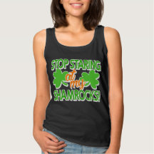 Le jour de St Patrick d'Oglers de shamrock