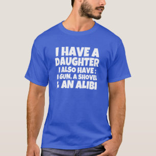 T-shirt Le papa drôle a une chemise de fille