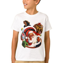 Le père noël jouant avec des trains