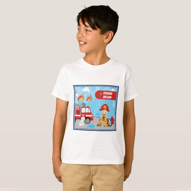 T-shirt Le pompier de dessin animé de Little Boy avec prén (Devant entier)