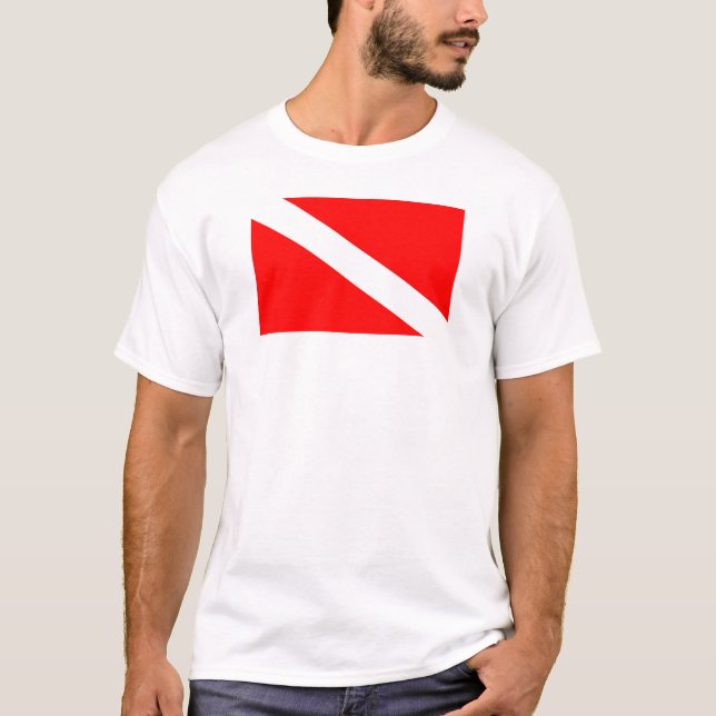 T-shirt le symbole diagonal rouge de la plongée sous-marin (Devant)