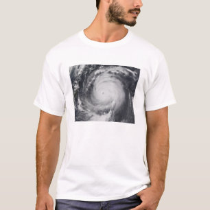 T-shirt Le typhon Maemi dans l'océan Pacifique occidental