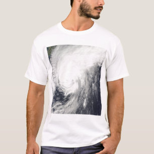 T-shirt Le typhon Melor approche du Japon