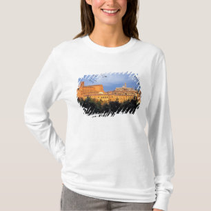 T-shirt Le village toscan de Sienne, Italie.