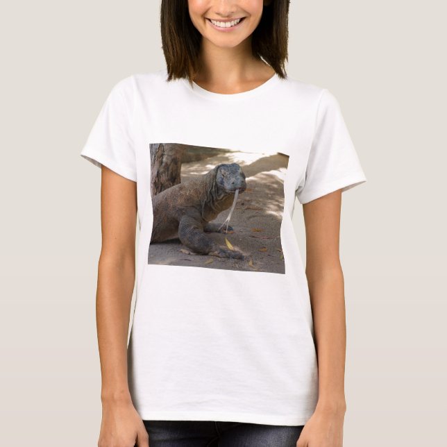 T-shirt Lèchement de dragon de Komodo (Devant)
