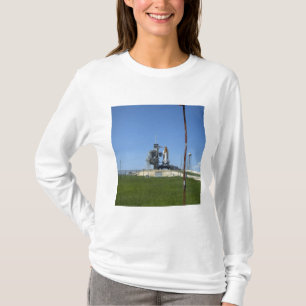 T-shirt L'effort de navette spatiale est encadré par un