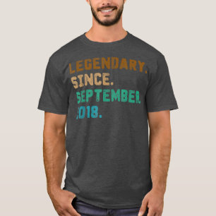 T-shirt Légende du cadeau vieux de 4 ans depuis septembre 