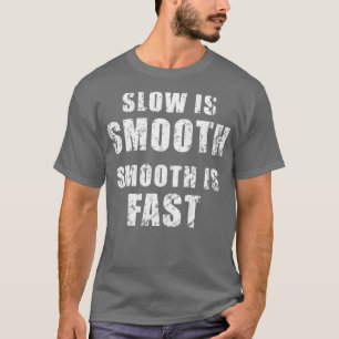 T-shirt Lent est lisse et lisse est rapide vertical déprim