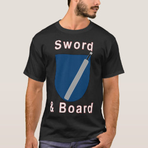 T-shirt L'épée et la planche. Le combo classique des chass