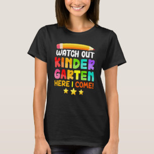 T-shirt Les Enfants Gardent Le Jardin D'Enfants Ici Je Rev