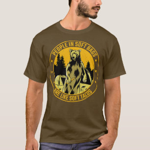 T-shirt Les Gens De Camping Dans Des Sacs Doux Sont Comme