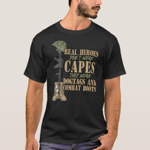 T-shirt Les héros ne portent pas de caps, ils portent un c