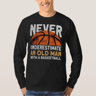 T-shirt Les Hommes Ne Sous-Estiment Jamais Un Vieux Homme