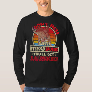 T-shirt Les hommes n'ont pas de mal avec Stepdad Saurus I