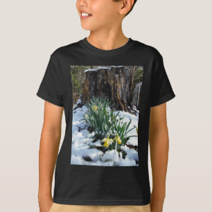 T-shirt Les jonquilles jaunes dans la neige