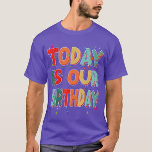 T-shirt Les jumeaux gagnent aujourd'hui C'est l'anniversai