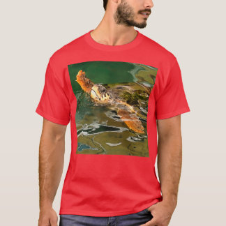 T-shirt Les Mains Pour Une Tortue À Tête D'Oiseau Propre