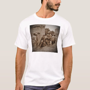 T-shirt Les militaires afro-américains déblayent les bâtim