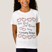 Les petites filles avec des rêves deviennent des
