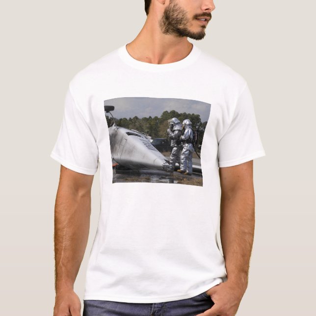 T-shirt Les pompiers répondent sur place (Devant)